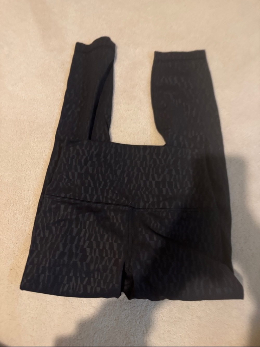 Lululemon Align High-Rise Crop 23"
Segment Emboss Black